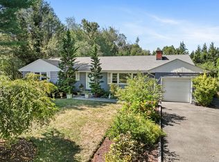 41 Simsbury Rd, Stamford, CT 06905