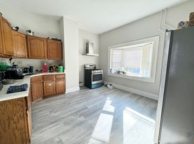 28 Sumner St, Dorchester, MA