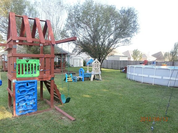 5th image of 217 Cherry Bark Dr