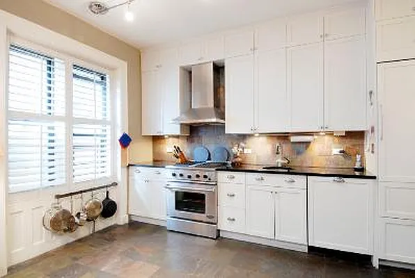 Rented by Corcoran | media 11