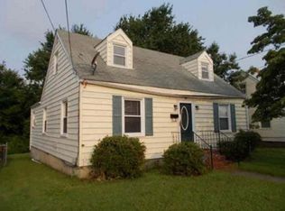 137 Clifton St, Hampton, VA 23661