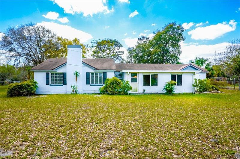 1st image of 8201 Gibsonton Dr