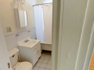 106 Queensberry St APT 10, Boston, MA 02215