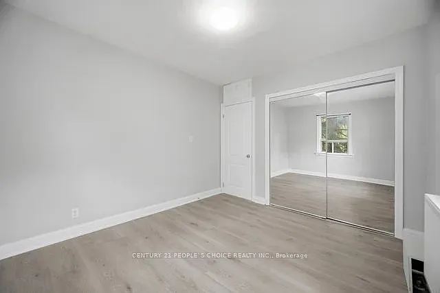 249 Burnhamthorpe Rd #-MAIN — Photo 28