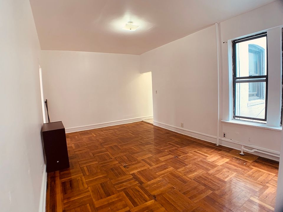 1st image of 25-55 33rd St #2A2