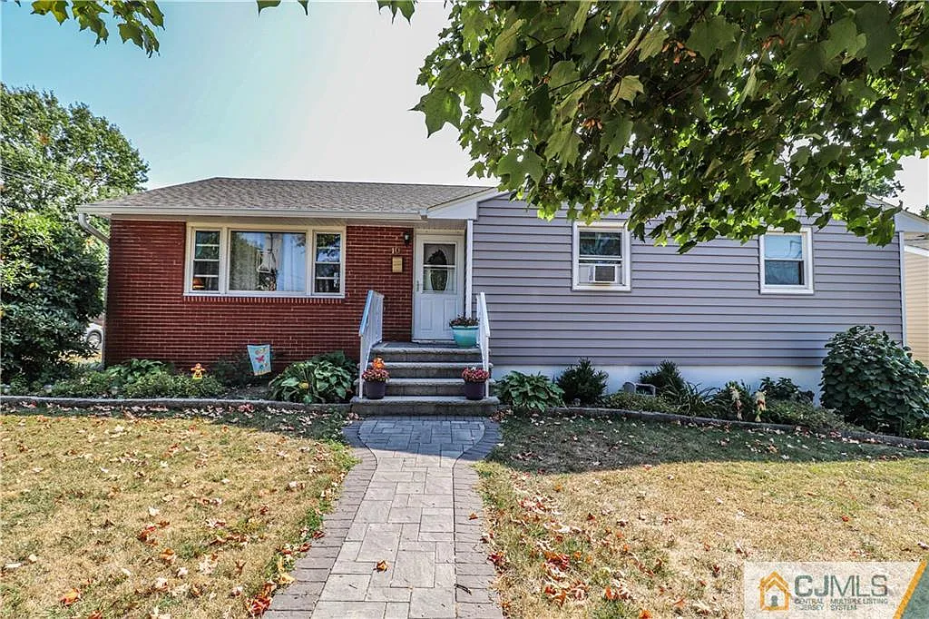 10 W Joffre Ave photo 1
