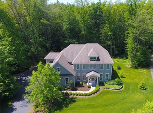 23 Redbrick Rd, Orchard Park, NY 14127