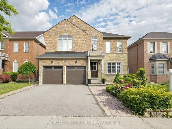 44 Shining Willow Cres, Brampton, ON L6P 2A2