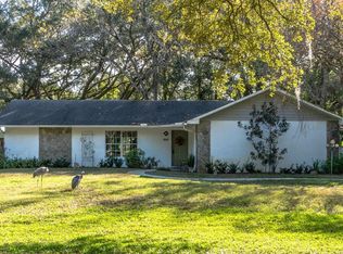 2107 Curry Rd, Lutz, FL 33549