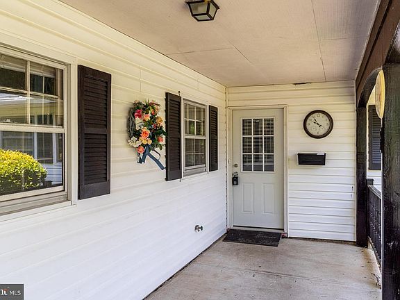 5th image of 12323 Whitehall Dr