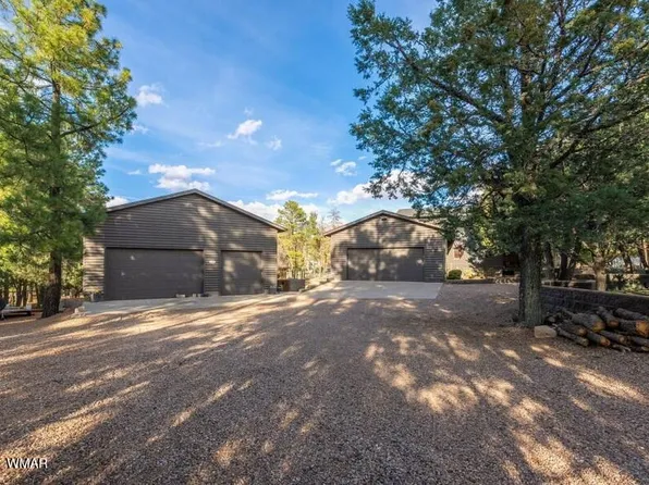 2214 Mountain Lion Ln, Overgaard, AZ 85933