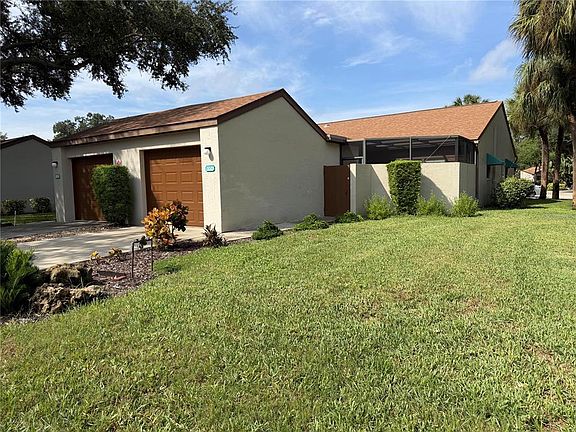 2nd image of 2904 OAK LANE