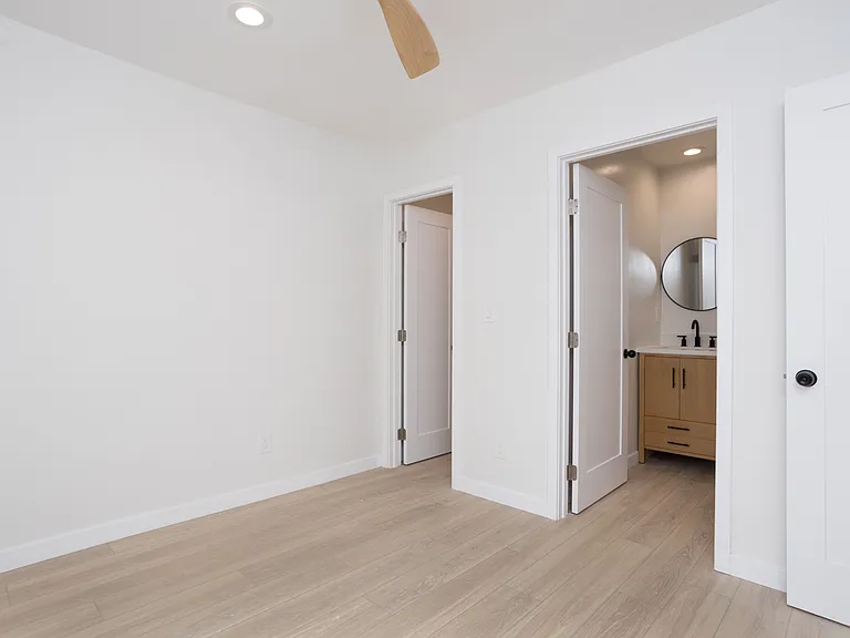 5855 Pawnee Dr #D — Photo 11