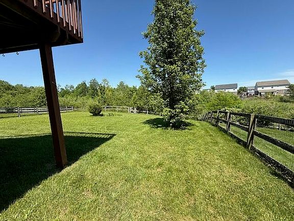 3rd image of 740 Ackerly Dr