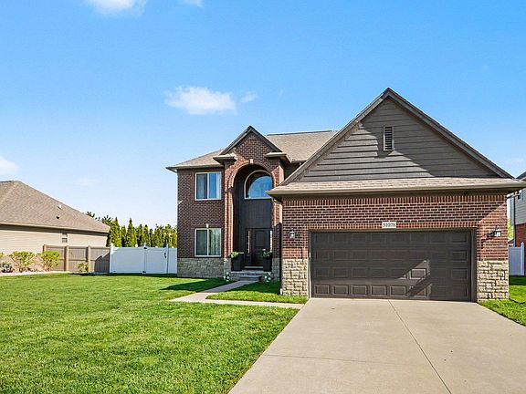 2nd image of 31078 Lions Pointe Dr