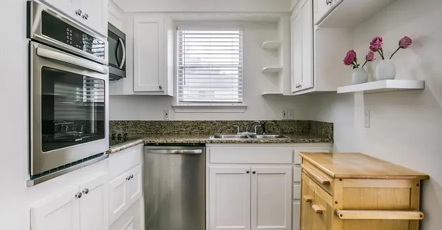 1 bed, 962 sqft, $1,500 — Photo 4