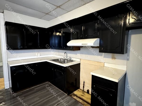 627 E 2nd St, Flint, MI