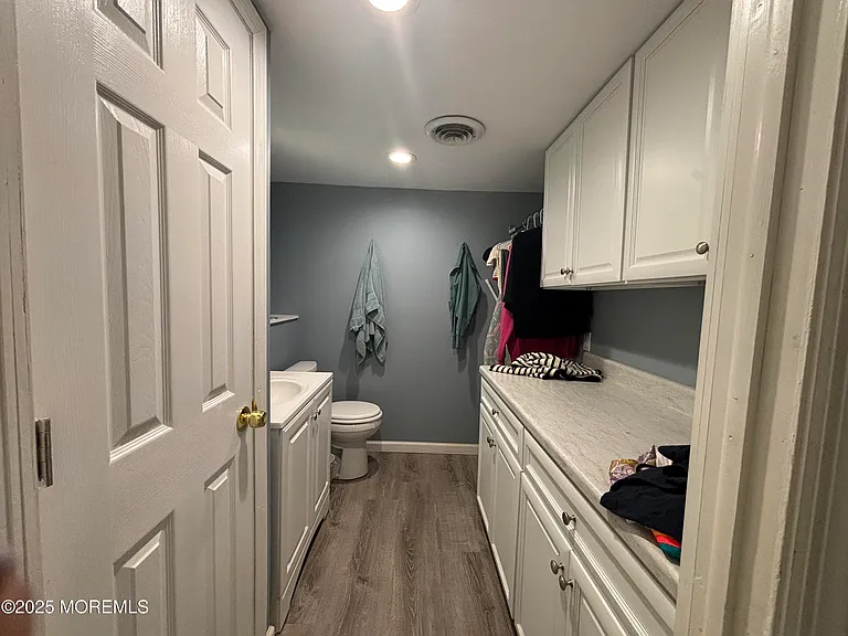 187 Elmwood Rd — Photo 13