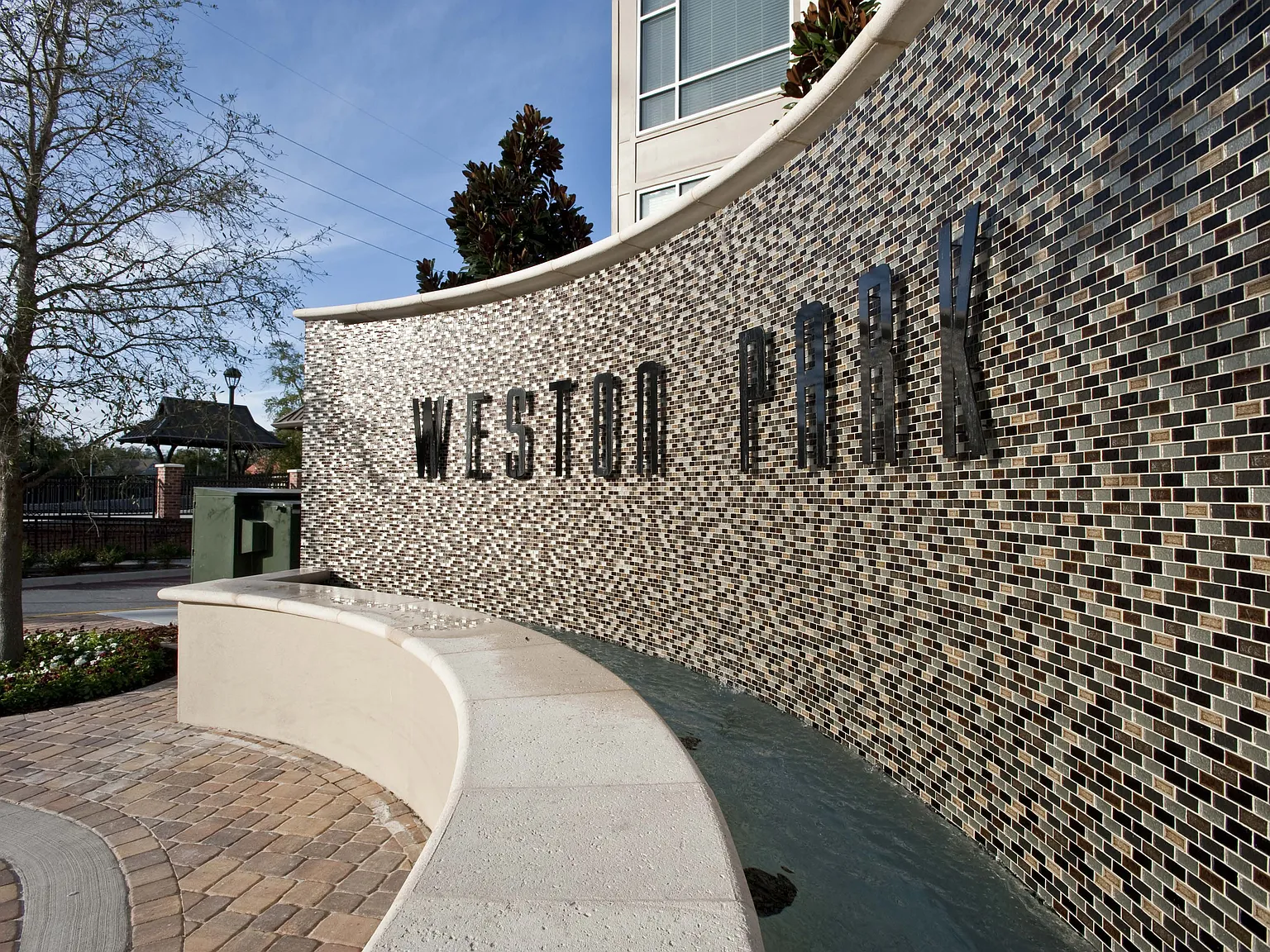 Weston Park at Longwood Station — Photo 3