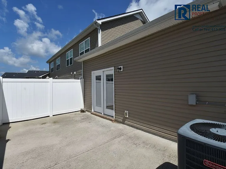 3513 Symphony Ln — Photo 15