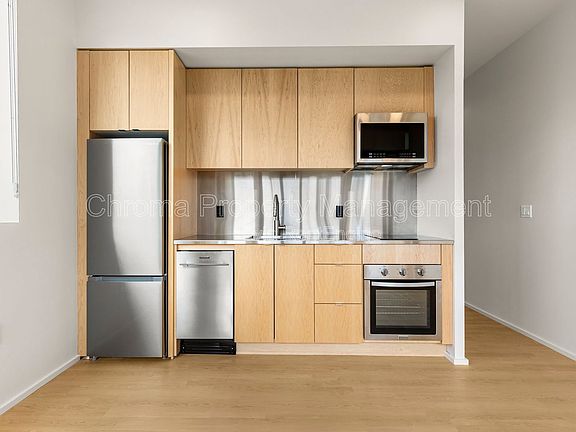 3rd image of 7480 N Delaware Ave Unit 103