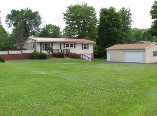 6 Birch Dr, Greenville, PA