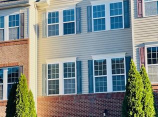 22576 Highcroft Ter, Ashburn, VA 20148