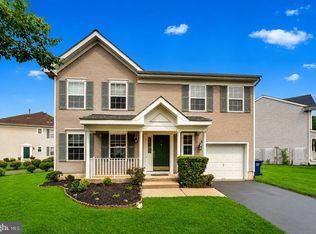 3 Fountayne Ln, Lawrence Township, NJ 08648