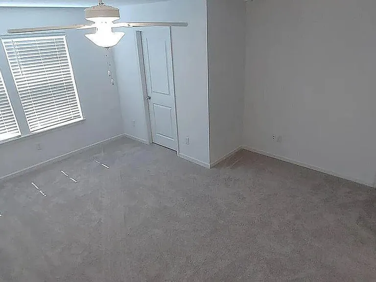 105 Boracay Cir — Photo 24