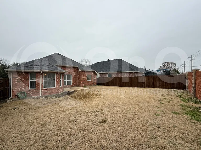 10514 Saint Georges Dr — Photo 19