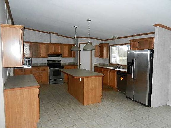 5th image of 1040 Little League Ln