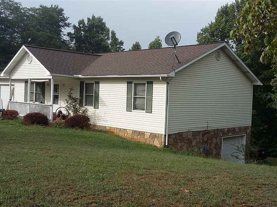 1st image of 156 Point Oak Dr