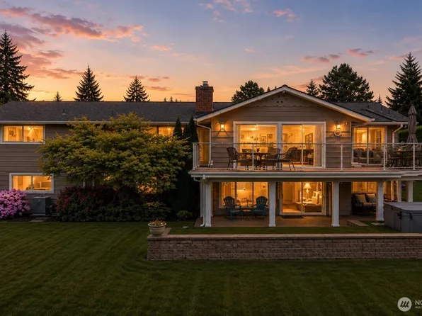 19479 Normandy Park Drive SW, Normandy Park, WA 98166