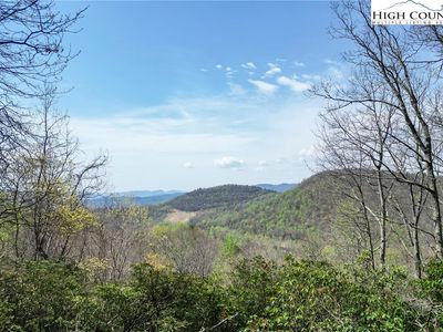 231 Deer Oaks Road, Deep Gap, NC, 28618