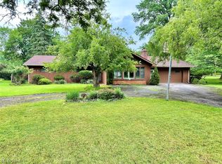 7519 N Linden Ln, Parma, OH 44130