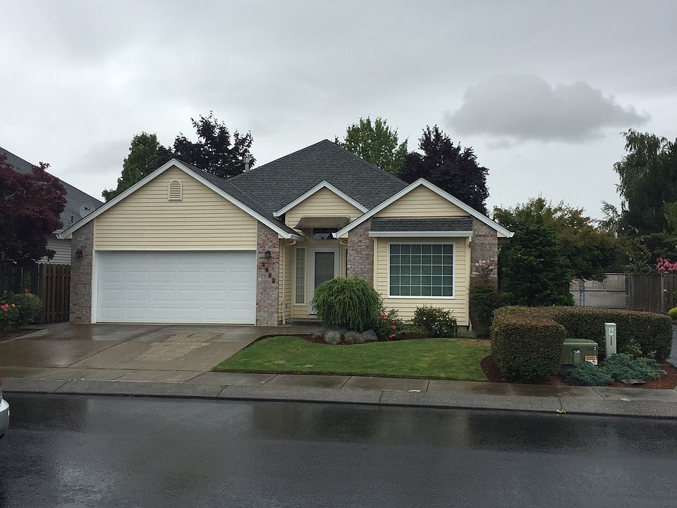 1st image of 1972 NE Harewood Pl
