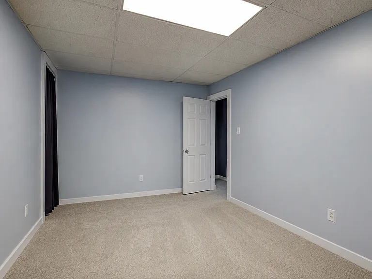 85 Fairview Pl #2 — Photo 2