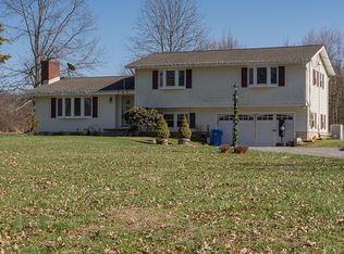 352 Barbertown Point Breeze Rd, Flemington, NJ 08822