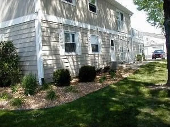 7933 164th Pl #230, Tinley Park, IL 60477