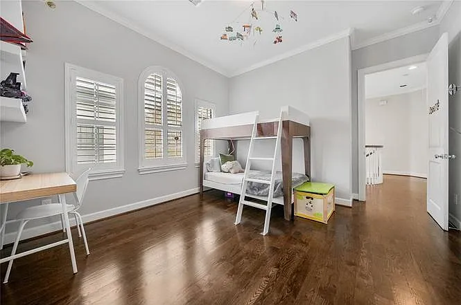 602 Knox St — Photo 20