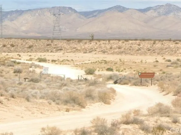1 Horse Canyon Rd #14, Weldon, CA 93283