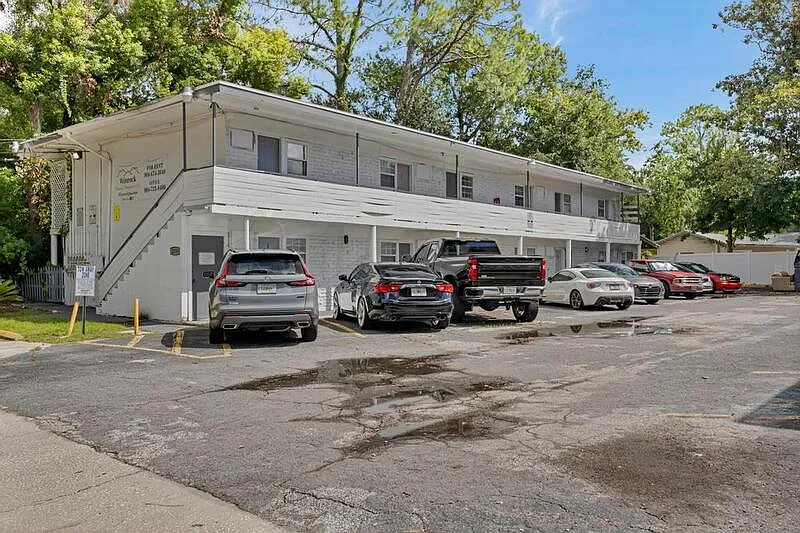 2150 Inwood Ter #7