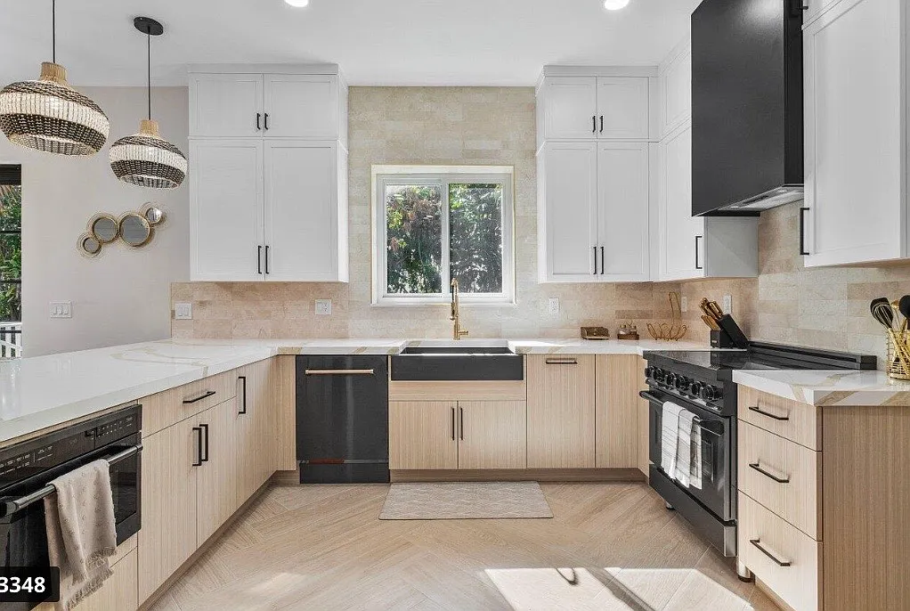 3 bed, 1554 sqft, $8,000 — Photo 2
