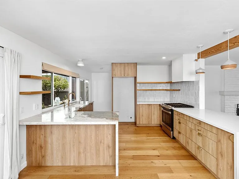 1009 La Tierra Dr — Photo 8