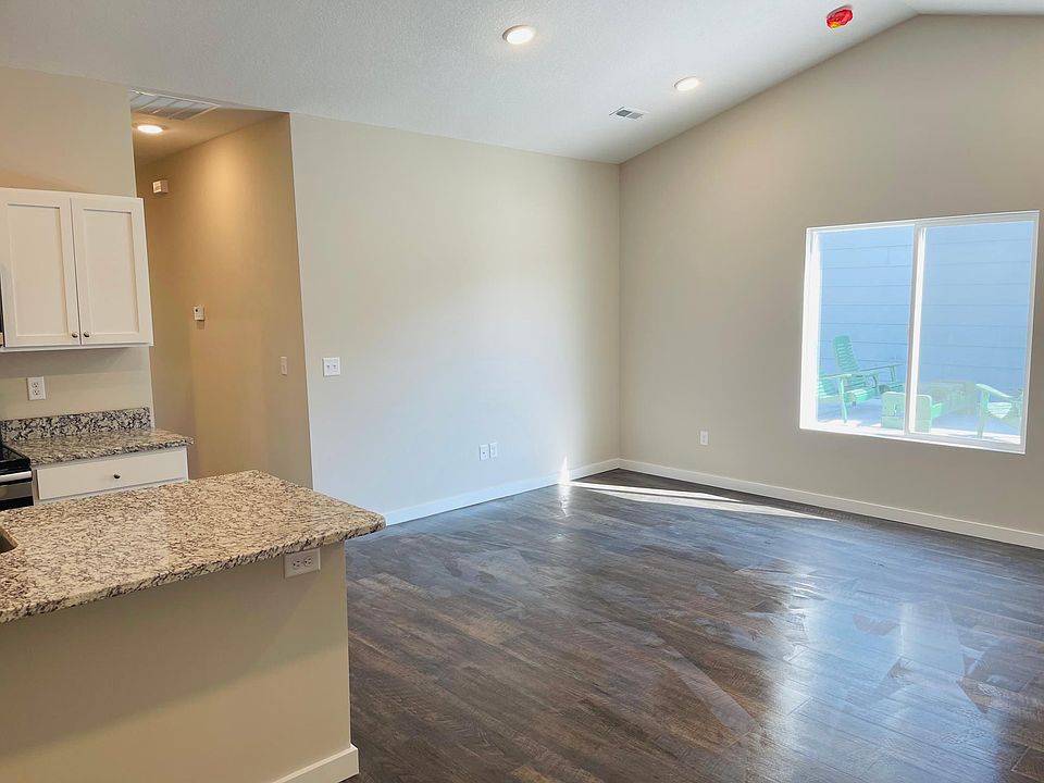 1st image of 1424 N Azena St #1424