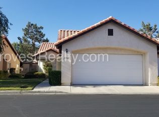 11521 Oak St, Apple Valley, CA 92308