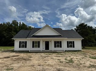 997 Weeks Ln, Round O, SC 29474