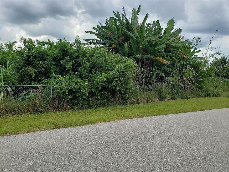 1st image of 3854 Hyde Park Dr