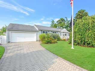 309 Van Buren St, West Babylon, NY 11704