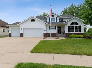 3060 Newcastle Rd, Marion, IA 52302